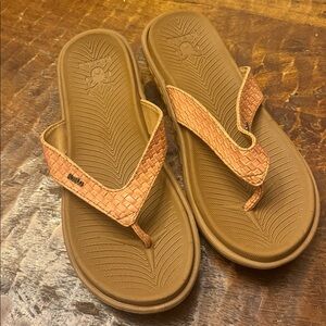 KuaiLu Womens Sandals, Size 10, New Condition